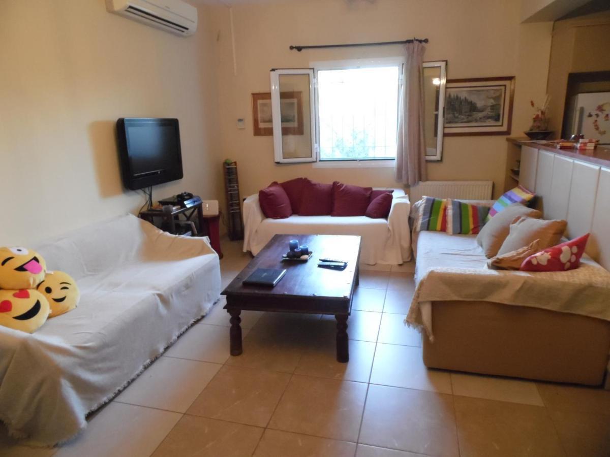 Theni Olive Grove Villa Kato Yerakarion Eksteriør billede