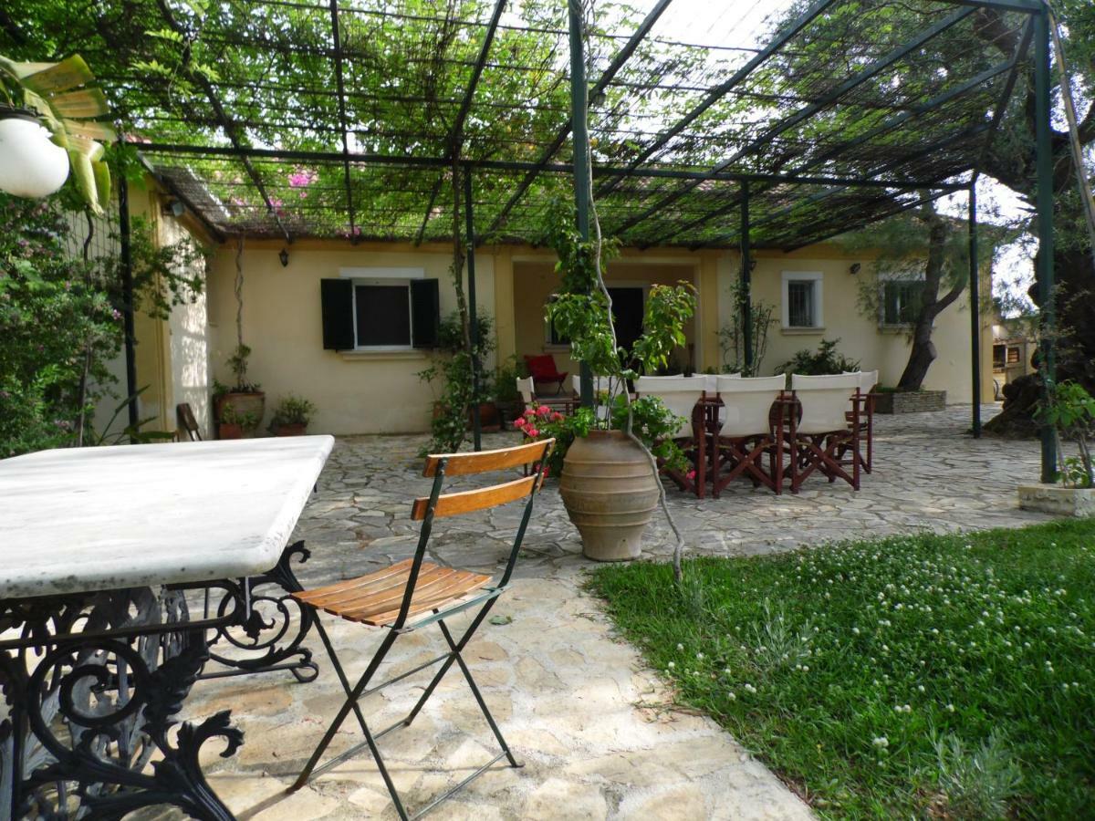 Theni Olive Grove Villa Kato Yerakarion Eksteriør billede