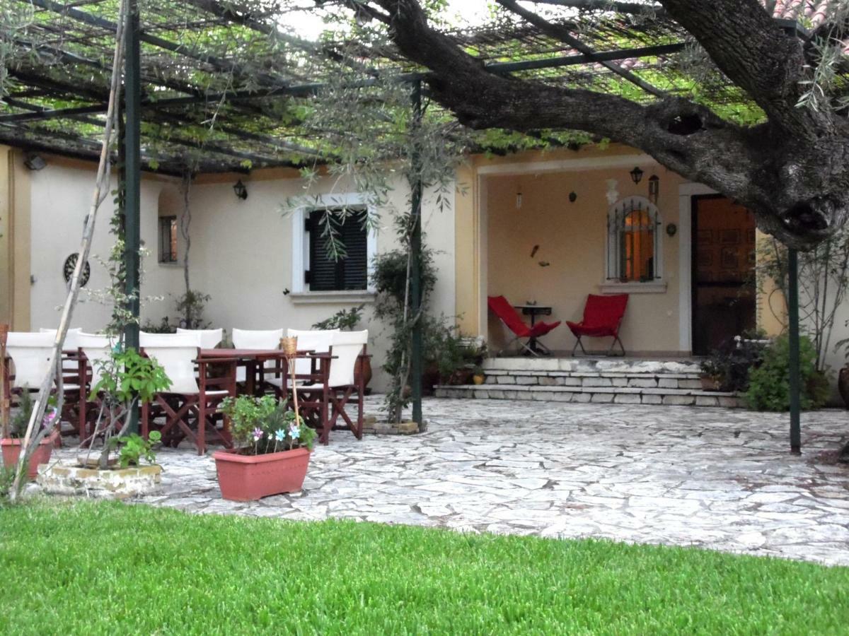 Theni Olive Grove Villa Kato Yerakarion Eksteriør billede
