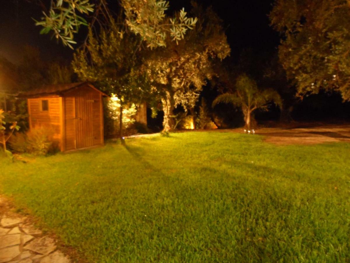 Theni Olive Grove Villa Kato Yerakarion Eksteriør billede